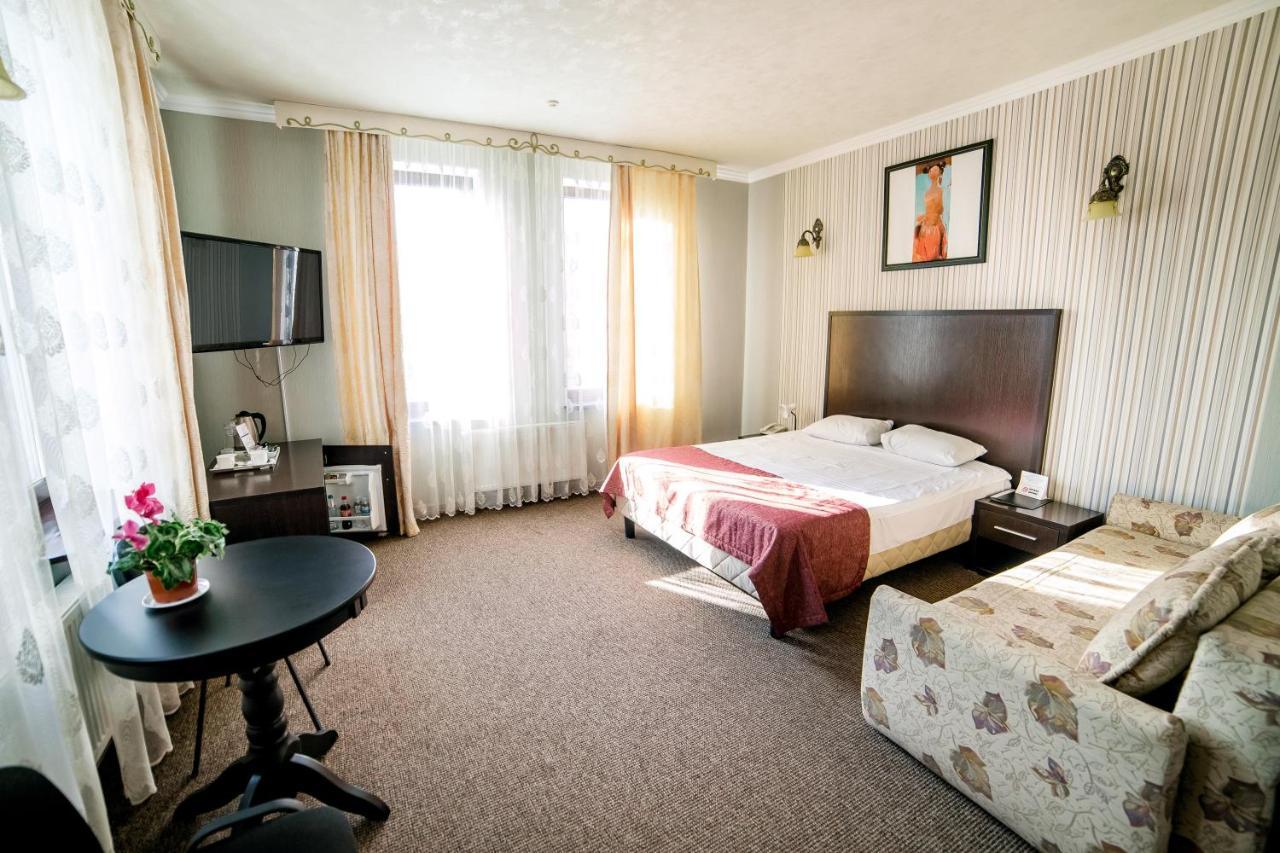 Hotel Solomiya Truskavets Ngoại thất bức ảnh