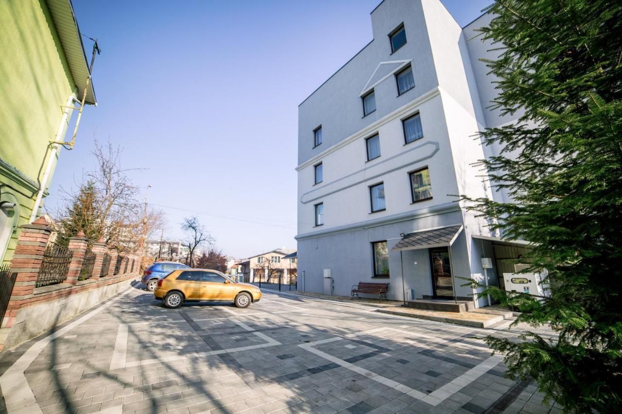 Hotel Solomiya Truskavets Ngoại thất bức ảnh