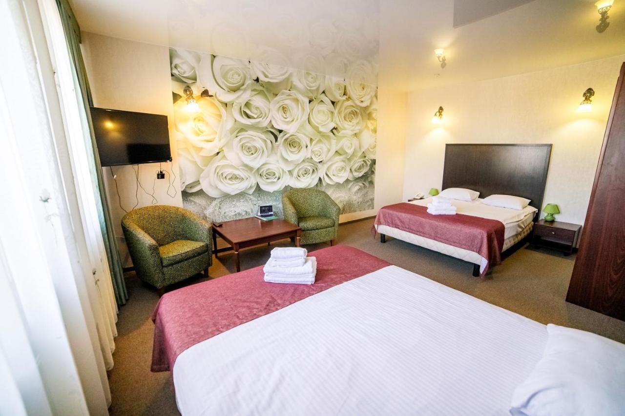 Hotel Solomiya Truskavets Ngoại thất bức ảnh